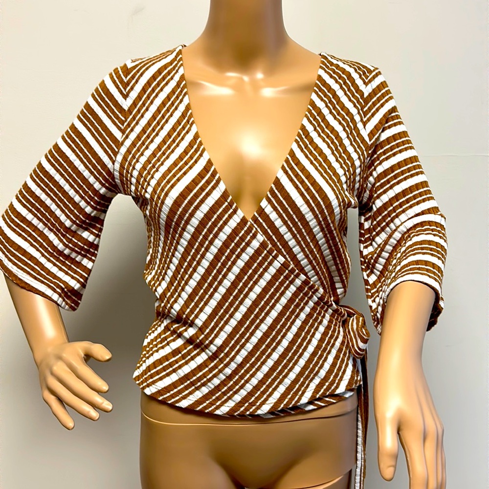 NWOT Socialite Brown & White Wrap Top diagonal stripes size S